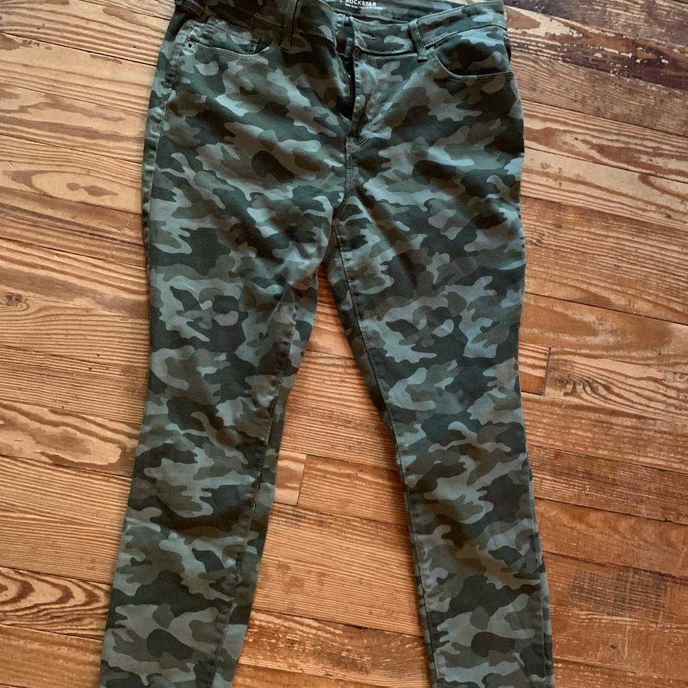Old Navy Camo Rockstar Jeans